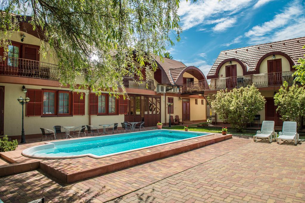 Marina Panzio Otel Siofok Dış mekan fotoğraf